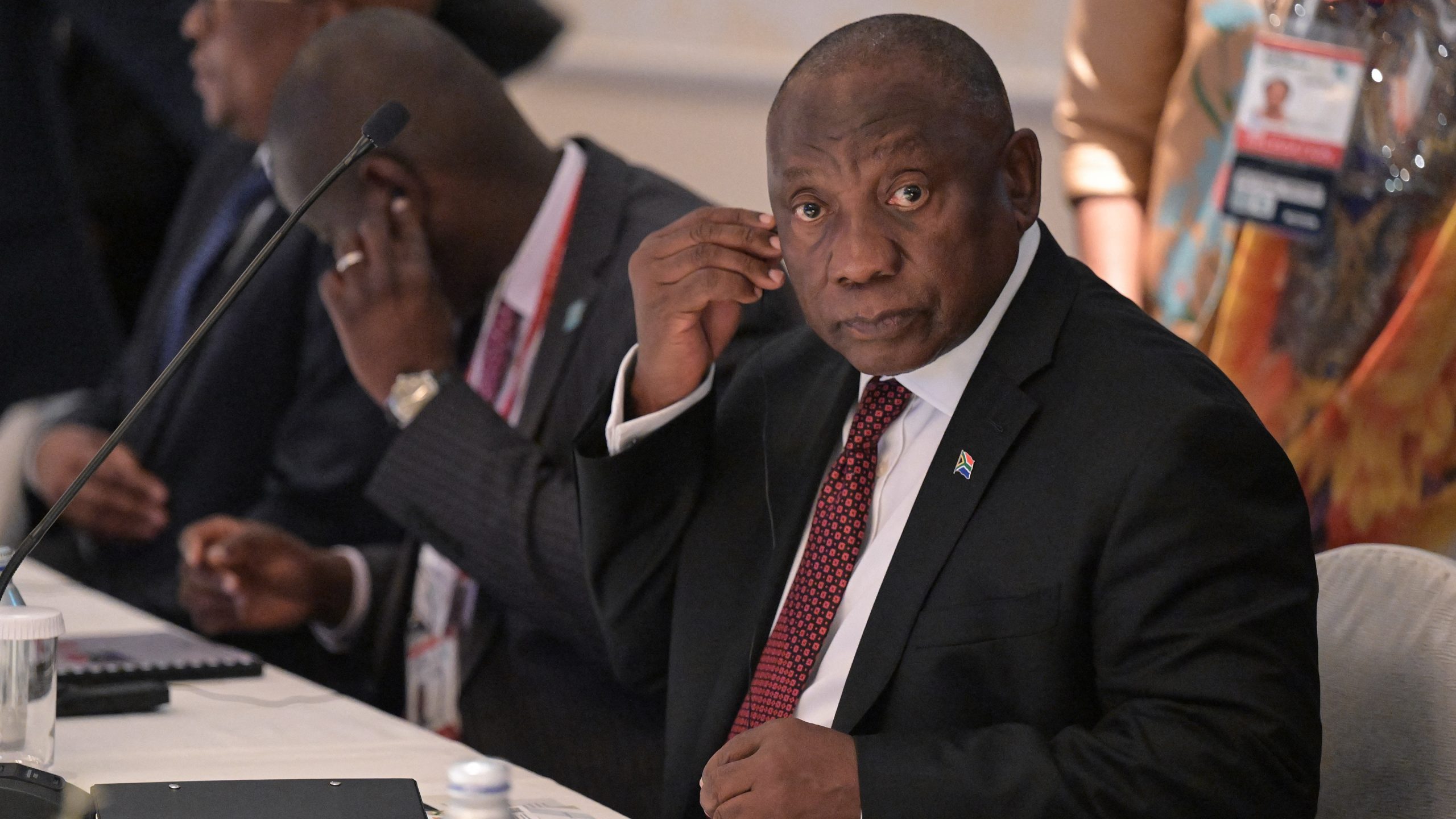 Tariffs Test SA’s Rand as Kganyago Urges Calm