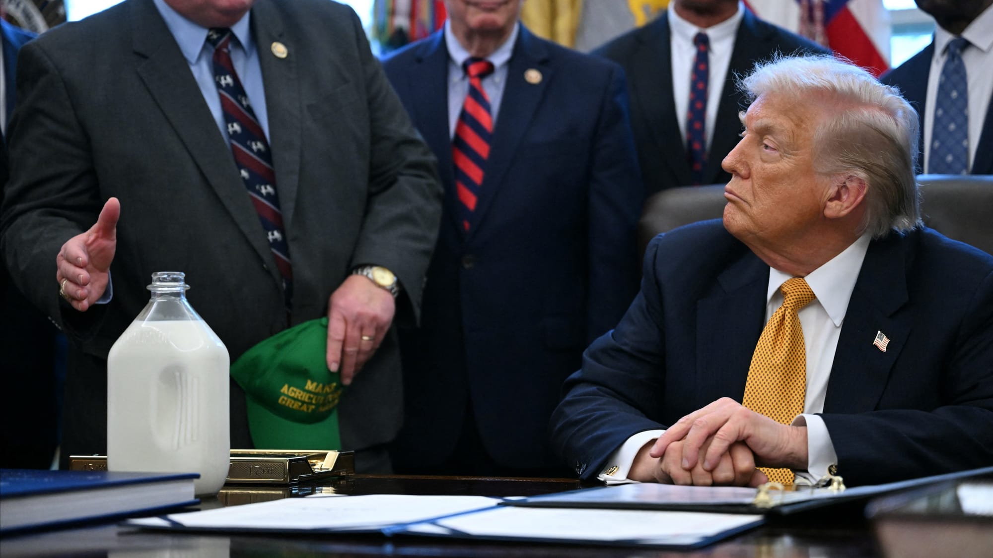 Oil Plunges After Trump's Iran Comments, Asian Markets Mixed