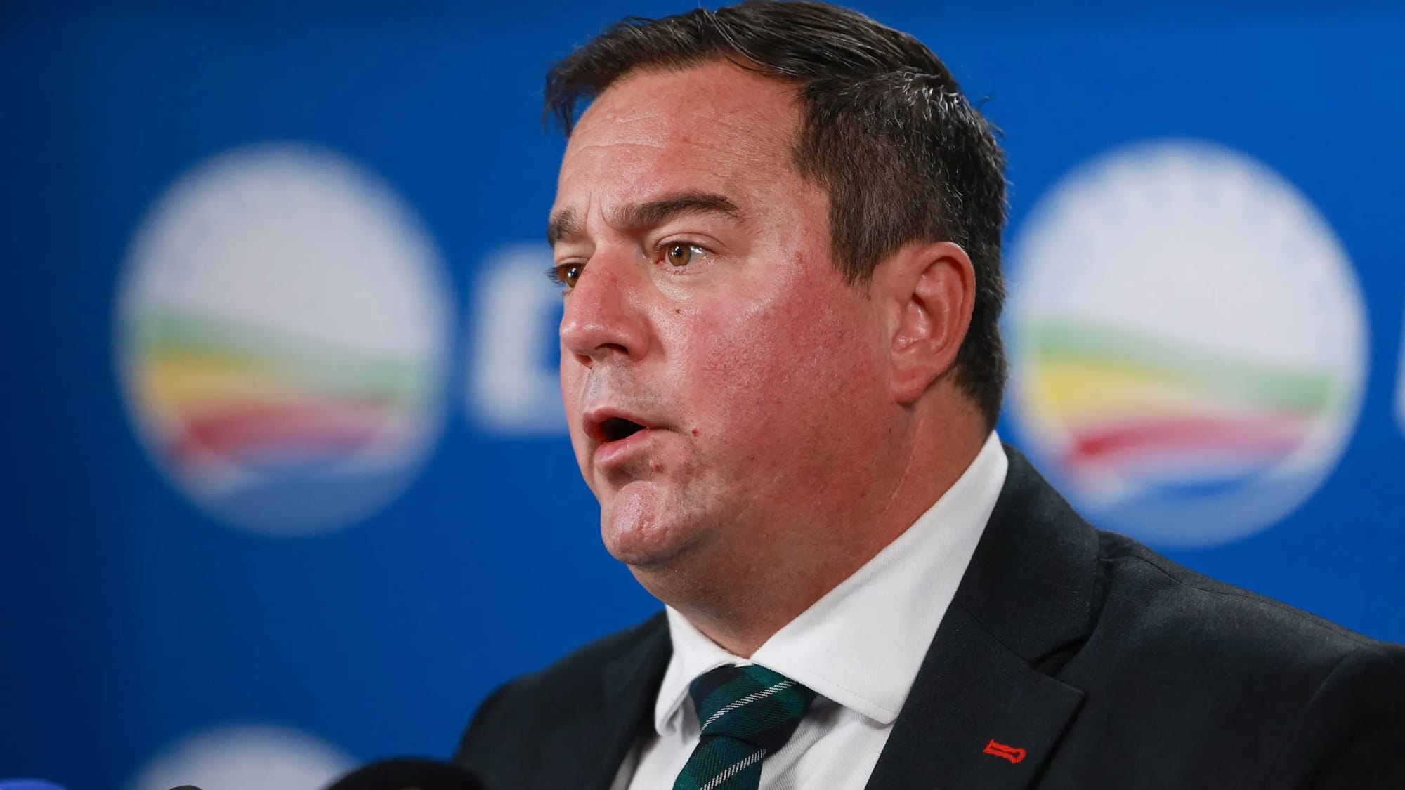 Steenhuisen to Exit DA Leadership Race