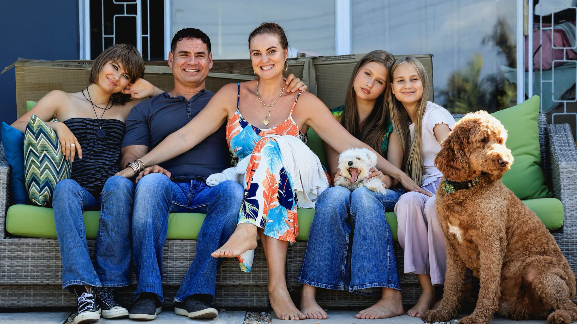 White South Africans Returning Home in 2026