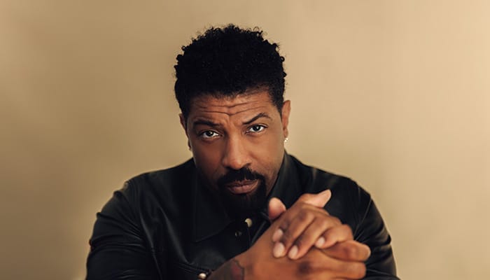 Deon Cole Turns Awards Night into a Hilarious “Sunday Service”